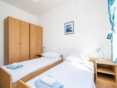 Apartment Apartment Bobić- Three Bedroom Apartment with Balcony and Sea View - Features photo 17