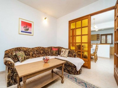 Apartment Apartment Bobić- Three Bedroom Apartment with Balcony and Sea View - Features photo 19