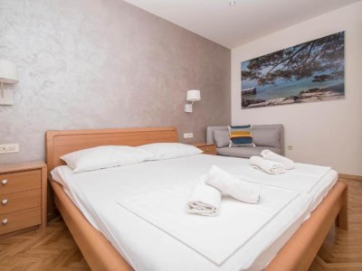 Apartment Apartments Antonio - One Bedroom Apartment with Balcony and Sea View - 3 - Features photo 18