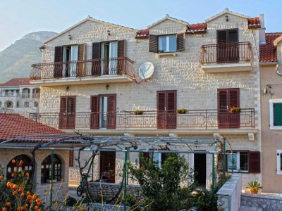 Apartment Apartments Paloc - Bungalow with Garden view - Outdoor photo 4