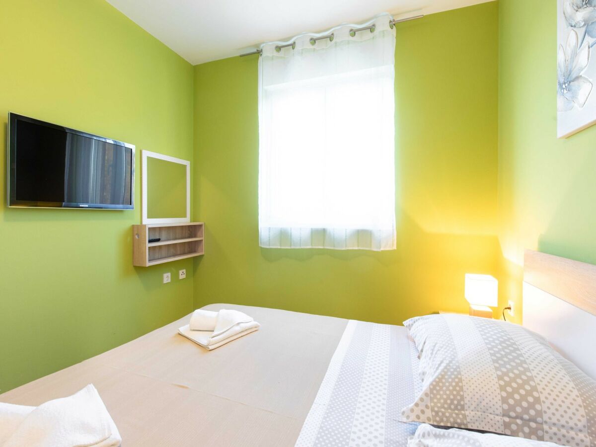 Apartment Apartment Salvagno - Two Bedroom Apartment with Balcony and Sea View - Features photo 5