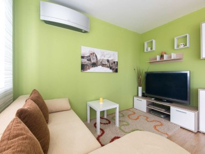 Apartment Apartment Salvagno - Two Bedroom Apartment with Balcony and Sea View - Features photo 7