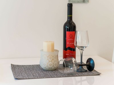 Apartment Apartments  L&M - Studio Apartment with Terrace (Vlahinić) - Features photo 9