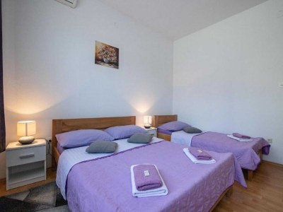 Apartment Apartments & Rooms Rendulić - Two bedroom Suite with shared Terrace - Features photo 11