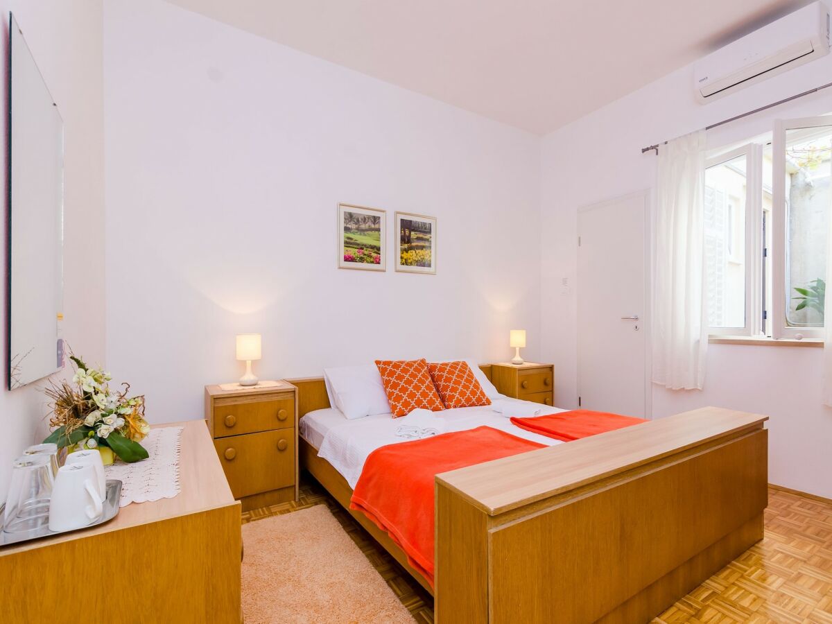 Apartment Rooms Batina- Standard Double Room-2 - Outdoor photo 4