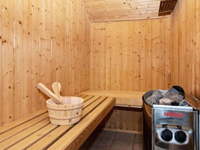 Holiday house Luxurioses Refugium mit Pool -- By Traum Ferienwohnungen - Outdoor photo 3