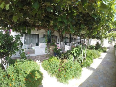 Apartment Cosy holiday home in Benitses with outdoor pool - Outdoor photo 2