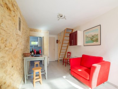 Apartment Gemütliches Ferienhaus in Bergerac mit Terrasse - Features photo 7