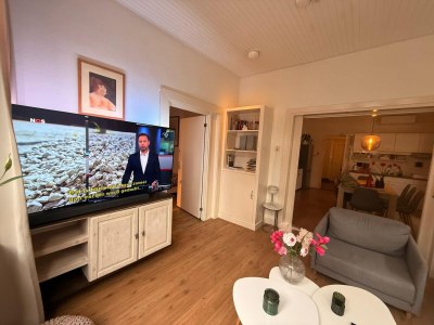 Apartment Historic City Apartment with Private Patio - Features photo 12