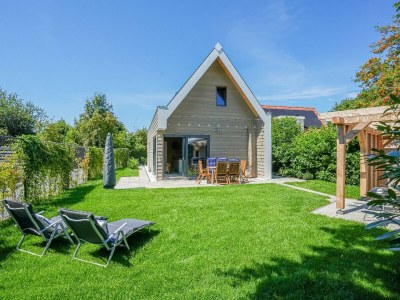 Holiday house Van Hout in Burgh-Haamstede - Holiday house