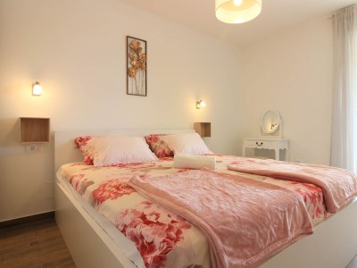 Villa Villa Sunshine with private hot tub - Features photo 21