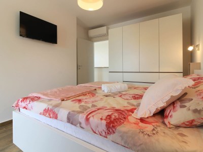 Villa Villa Sunshine with private hot tub - Features photo 22