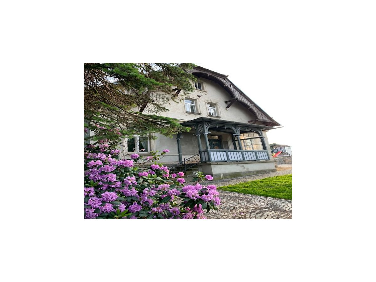 Holiday house Spacious holiday home in Šluknov with private garden - Outdoor photo 5