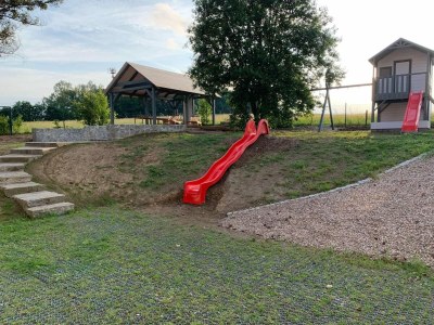 Holiday house Spacious holiday home in Šluknov with private garden - Outdoor photo 38