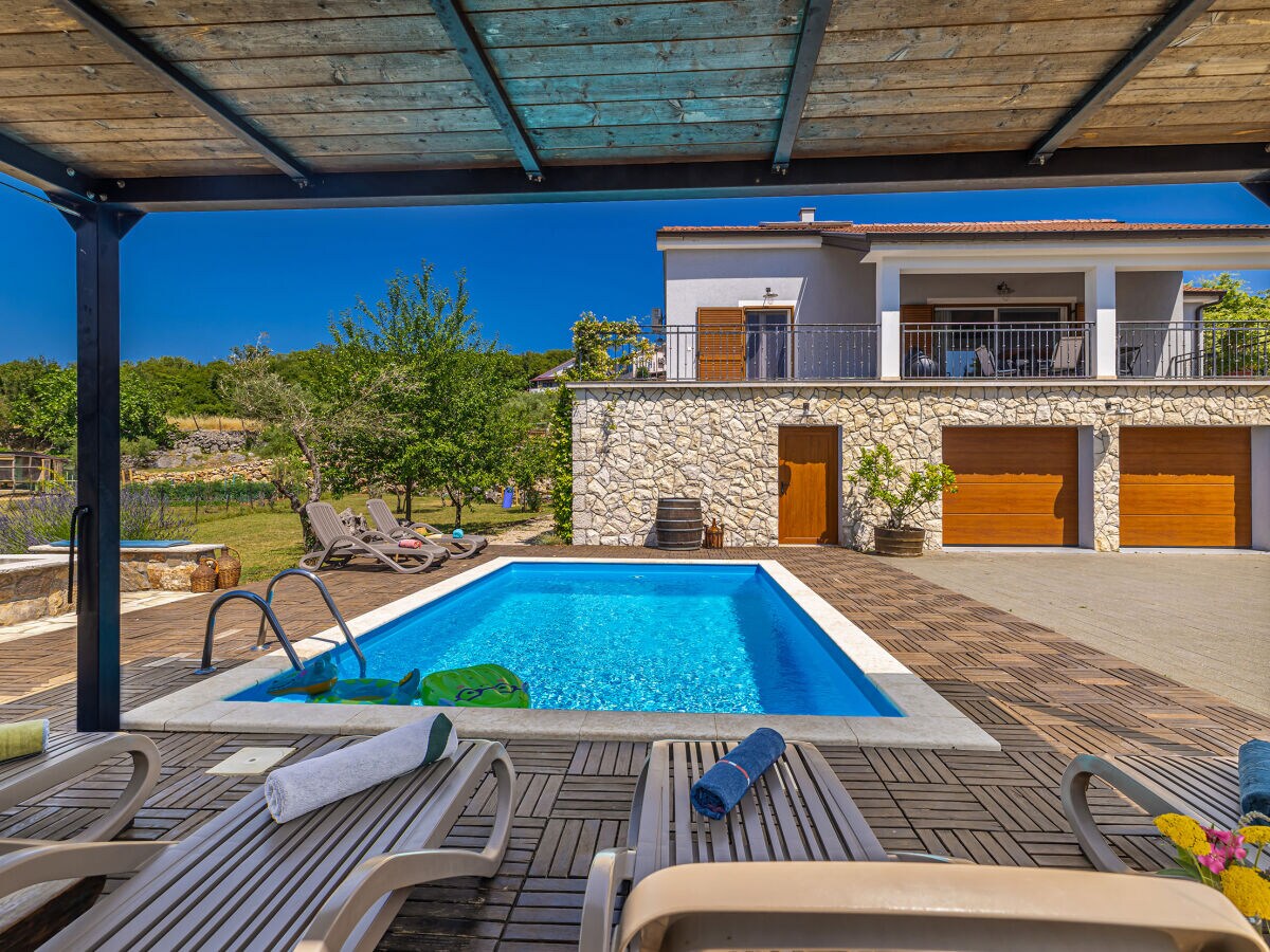 Holiday house Franolic with swimming pool - Outdoor photo 4