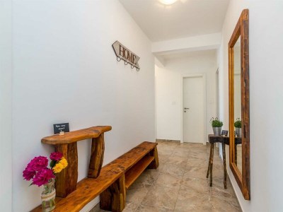 Holiday house Franolic with swimming pool - Features photo 27