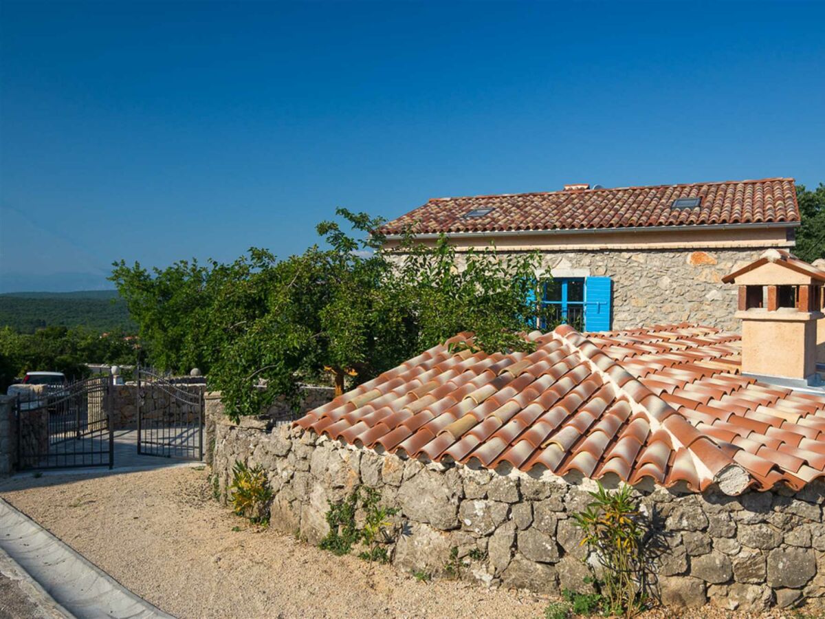 Holiday house MAREVIC with pool - Outdoor photo 2