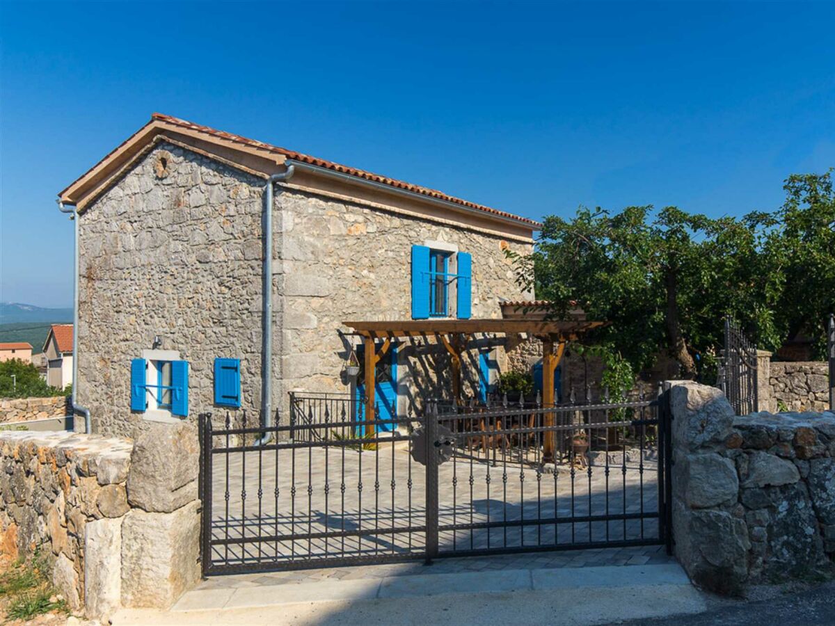 Holiday house MAREVIC with pool - Outdoor photo 3