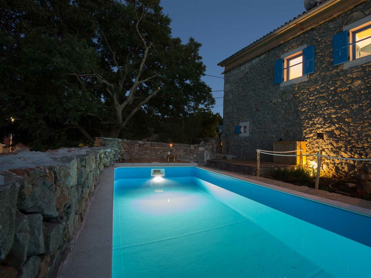 Holiday house MAREVIC with pool - Outdoor photo 4