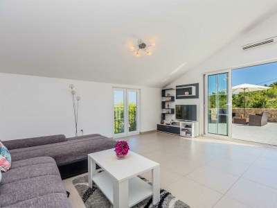 Holiday house Holiday house MEDITERAN with swimming pool - Features photo 16