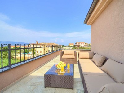 Villa NATHALIE with private pool, jacuzzi and outdoor sauna - Outdoor photo 5
