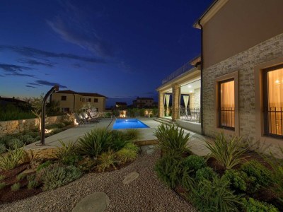 Villa NATHALIE with private pool, jacuzzi and outdoor sauna - Outdoor photo 9