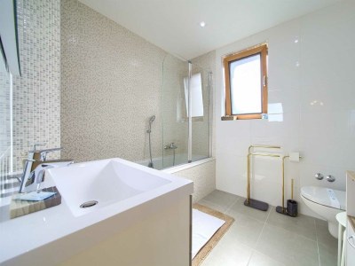 Villa NATHALIE with private pool, jacuzzi and outdoor sauna - Features photo 24