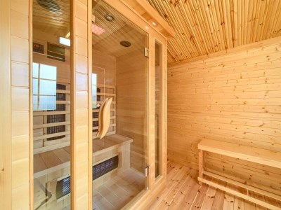 Villa NATHALIE with private pool, jacuzzi and outdoor sauna - Environment photo 28