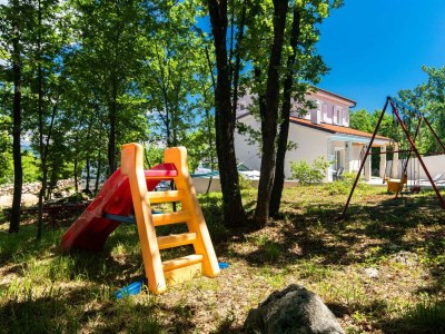 Holiday house Sandrina with a heated pool - Outdoor photo 9
