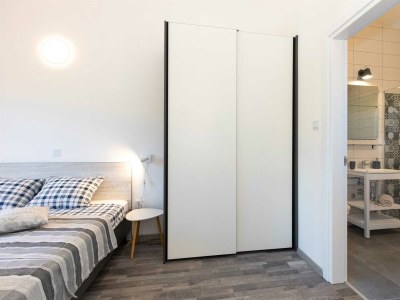 Holiday house Sandrina with a heated pool - Features photo 31