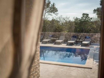 Villa Laura with a private pool - Features photo 35