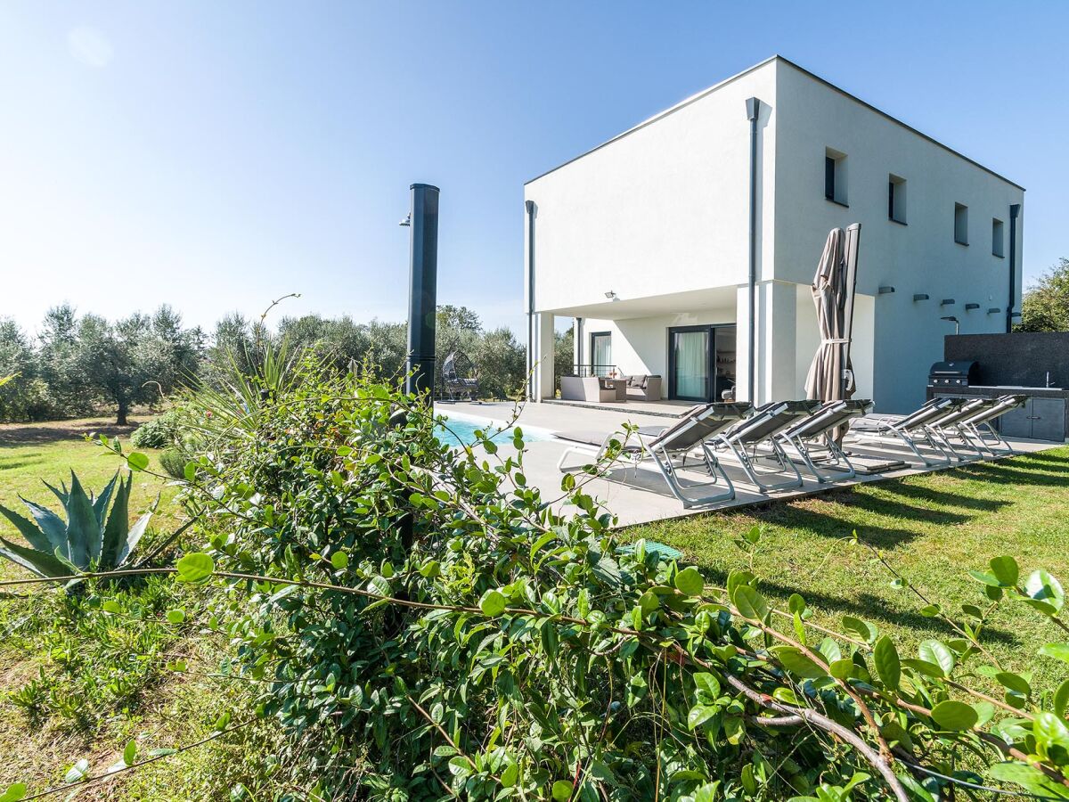 Villa Villa Aurora III