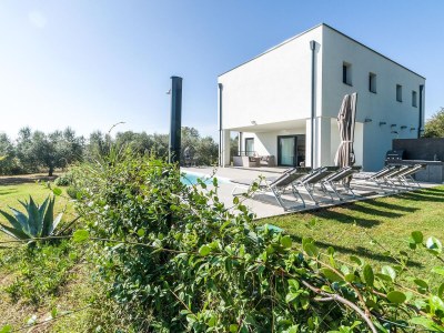 Villa Villa Aurora III in Marčana - Villa