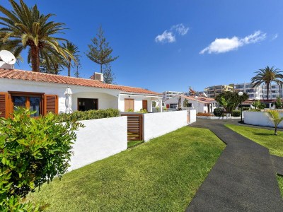 Apartment Zentraler Bungalow mit Pool - Outdoor photo 8