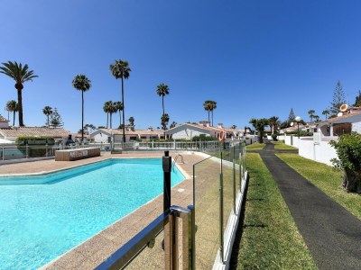 Apartment Zentraler Bungalow mit Pool - Outdoor photo 14
