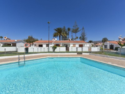 Apartment Zentraler Bungalow mit Pool - Outdoor photo 15