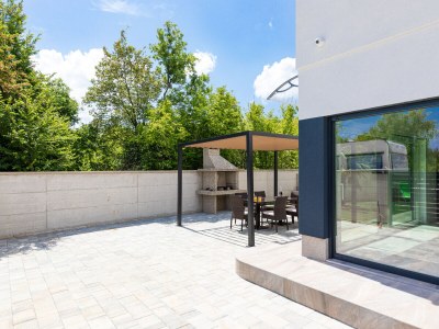 Villa Villa Veroniq with pool and jacuzzi - Outdoor photo 10