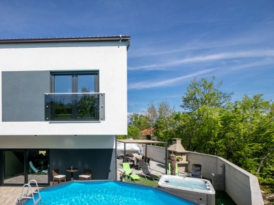 Villa Villa Veroniq with pool and jacuzzi - Outdoor photo 12