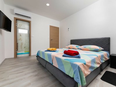 Villa Villa Veroniq with pool and jacuzzi - Features photo 23