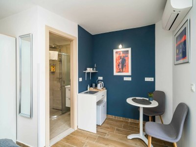 Apartment Argenta Rooms - Premium Double Room with Balcony (Argenta 2) - Features photo 9