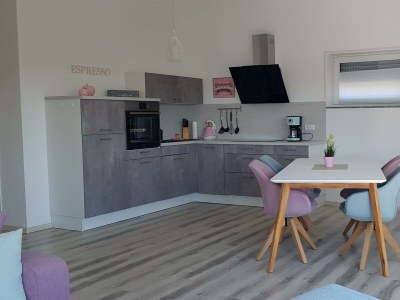 Apartment Appartement/Fewo, Dusche, WC, neuwertig in Bendorf-Sayn - Apartment