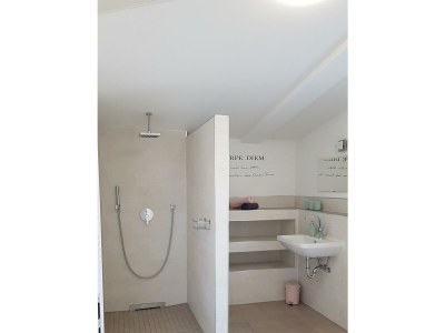 Apartment Appartement/Fewo, Dusche, WC, neuwertig - Outdoor photo 8