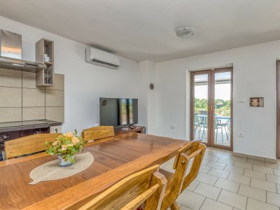 Holiday house Karbonaca - Features photo 10