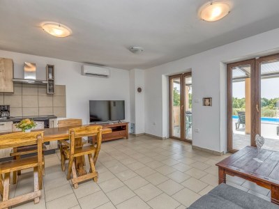 Holiday house Karbonaca - Features photo 13