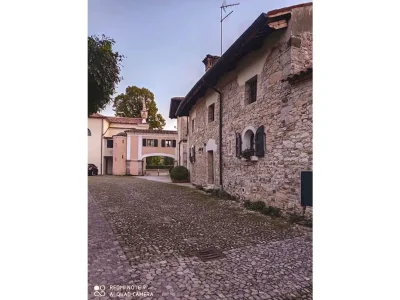 Holiday house Vicinia with garden in the castle - Outdoor photo 11