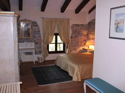 Holiday house Vicinia with garden in the castle - Features photo 27