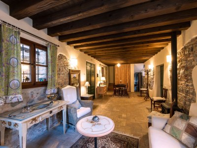 Holiday house Vicinia with garden in the castle - Features photo 32