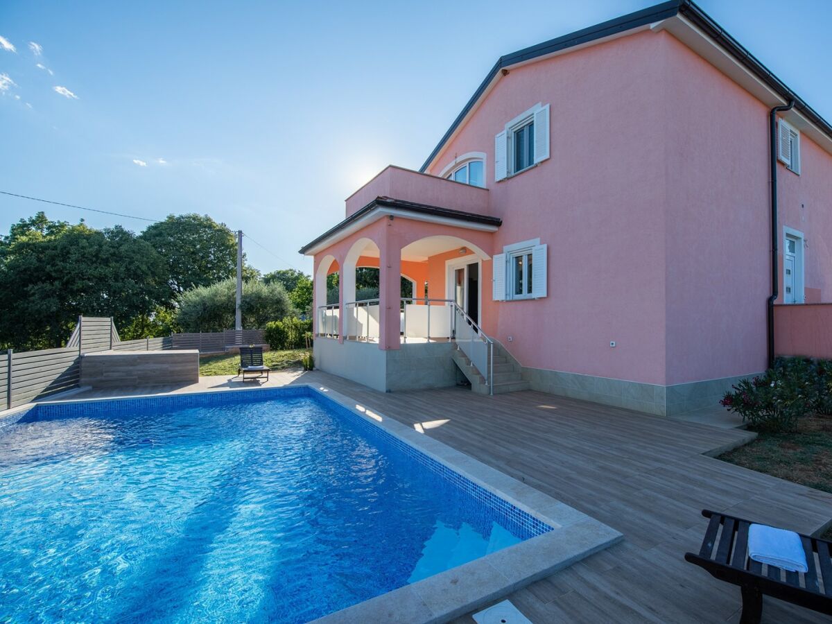 Holiday apartment Marriuccia with Private Pool