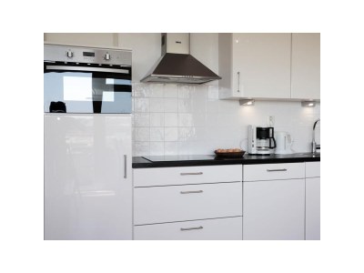 Holiday apartment Zonzijde 76 Buren - Features photo 10