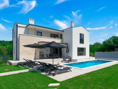 Villa Aria - 300m² with King Beds & Leisure Zone in Kringa - Villa